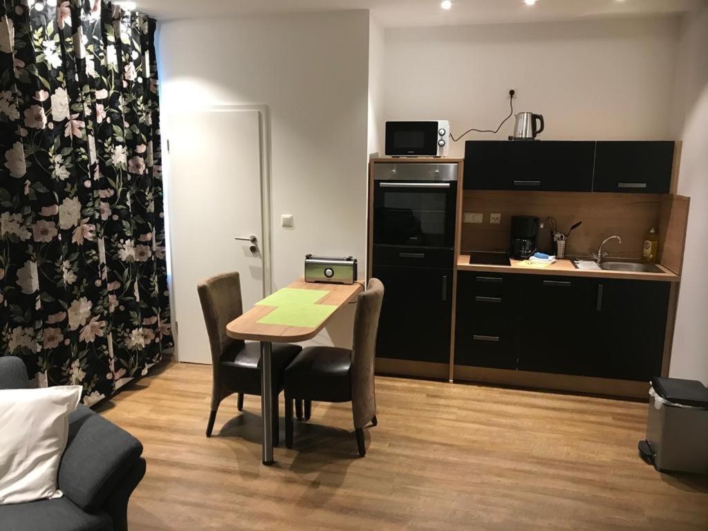 Ferienapartment: An Der Kunstakademie Heimbach Kültér fotó